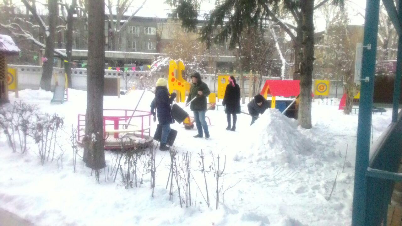 Совместная работа с родителями группа " Қаракат"